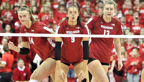 uw madison volleyball leaked|University of Wisconsin police investigating after private photos。